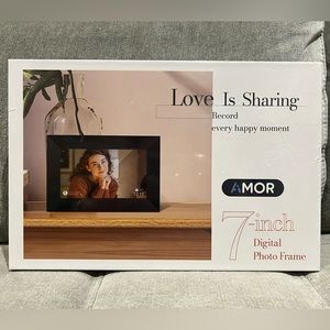 AiMOR 7-Inch Digital Photo Frame (BNIB)